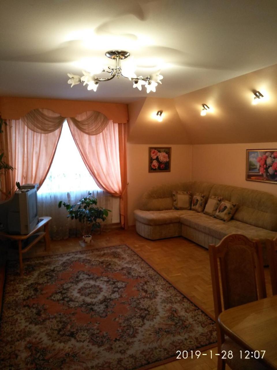 Будинок В Центрі Lutsʼk Exterior foto